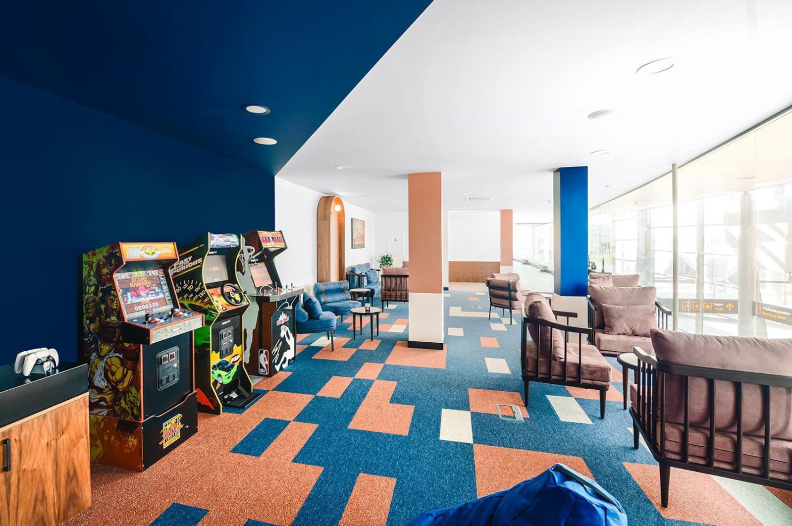 Kepler Club Riga Airport Hotel - Airside Eu Transit Area Ieki 外观 照片